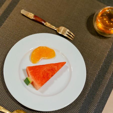 Dong Duong Hotel & Suites - Afternoon Tea Inclusive - Very Central Дананг Екстер'єр фото