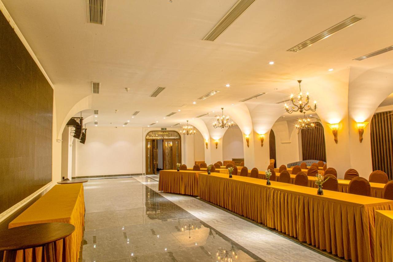 Dong Duong Hotel & Suites - Afternoon Tea Inclusive - Very Central Дананг Екстер'єр фото