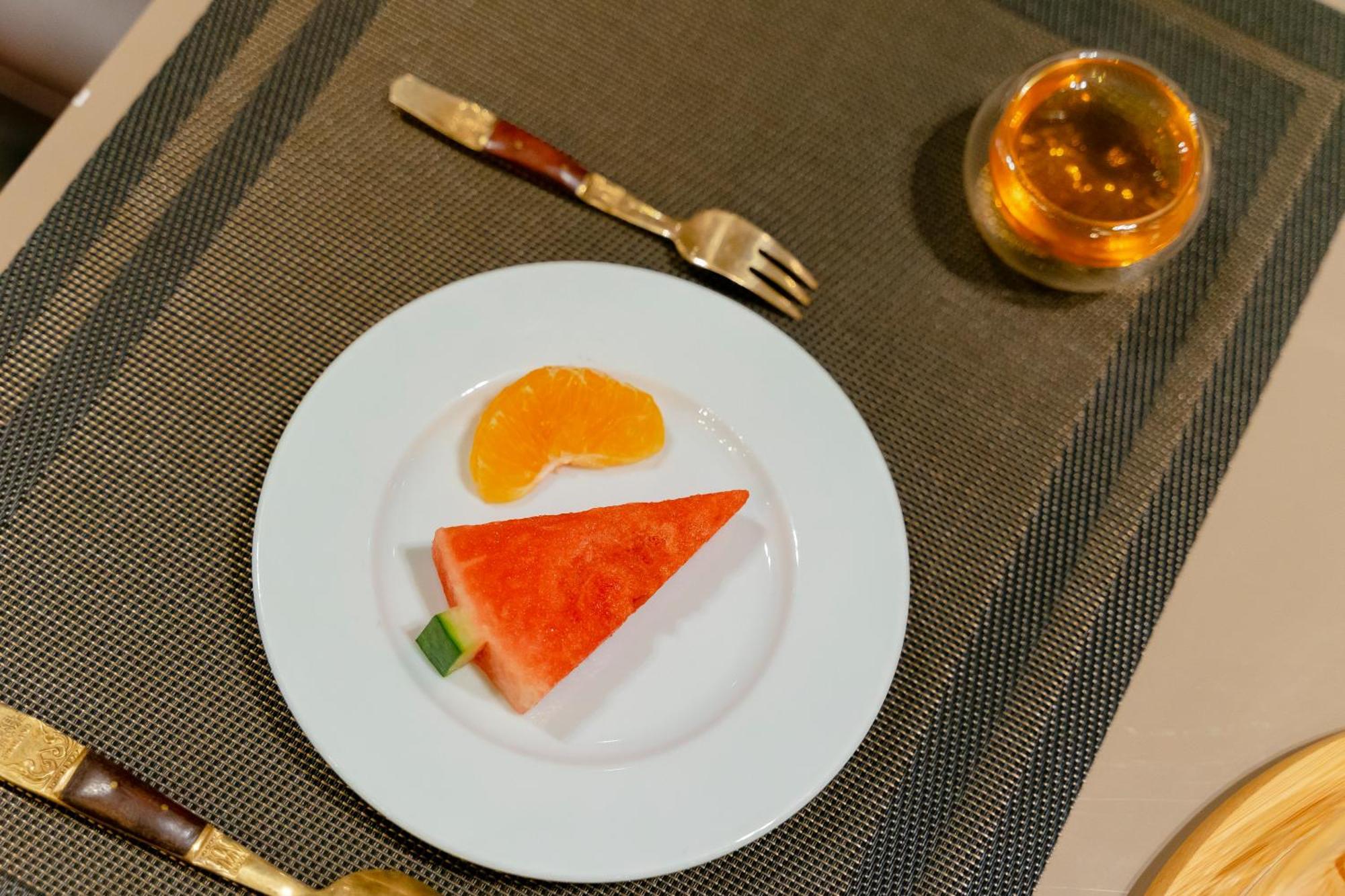Dong Duong Hotel & Suites - Afternoon Tea Inclusive - Very Central Дананг Екстер'єр фото