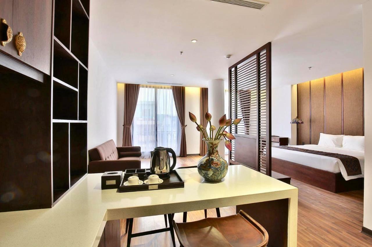Dong Duong Hotel & Suites - Afternoon Tea Inclusive - Very Central Дананг Екстер'єр фото